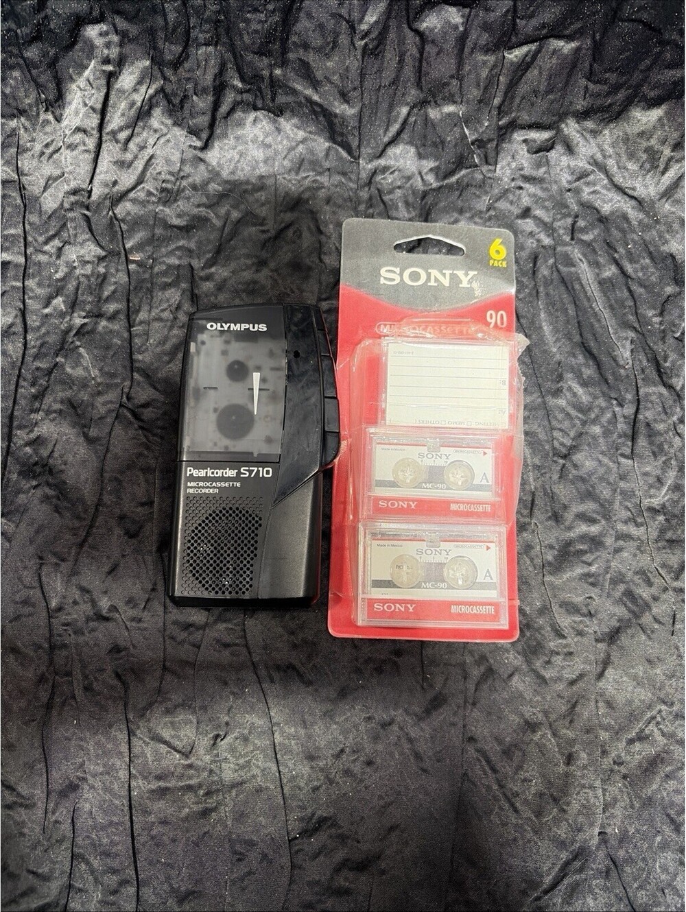 Olympus Pearlcorder S710 microcassette recorder player & A 4 Microcassette 90 M